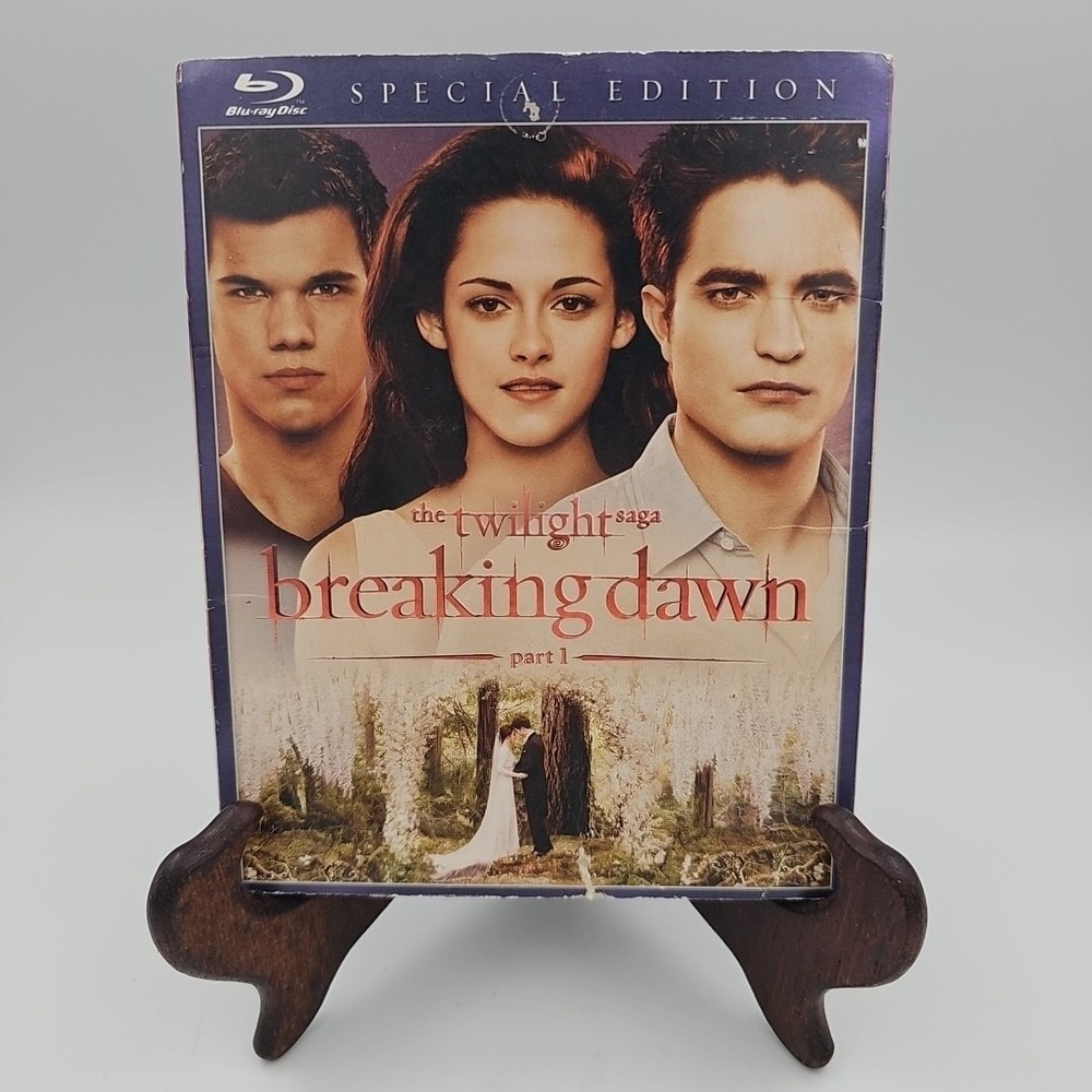 Twilight Saga: Breaking Dawn Part 1 (Blu-ray 2011) Special Edition New‎ & Sealed